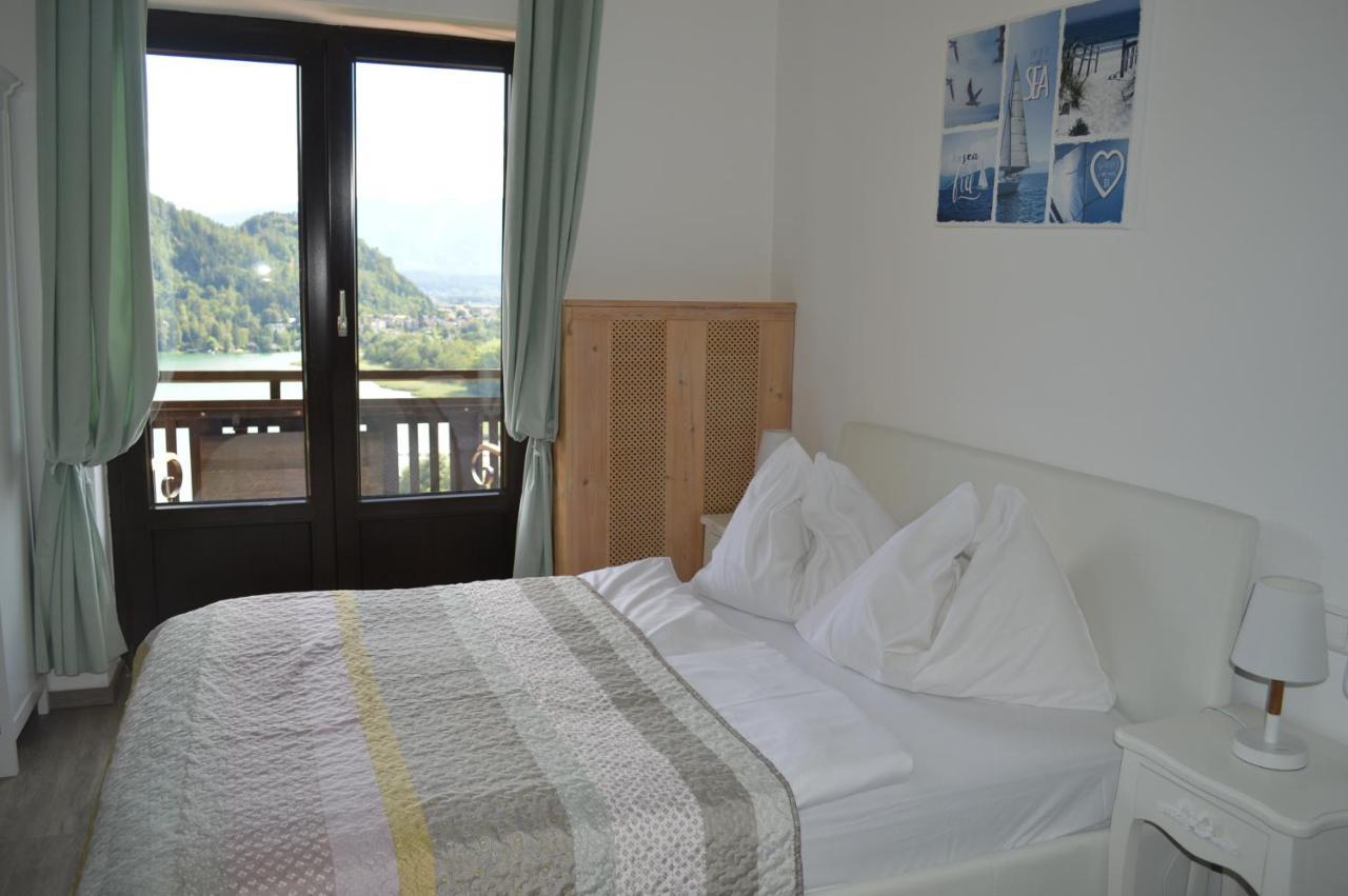Jaeger Guesthouse Аненхайм Екстериор снимка