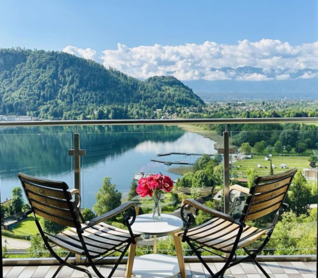 Jaeger Guesthouse Аненхайм Екстериор снимка